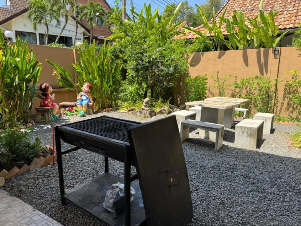 Patio, Day, Garden, Garden view