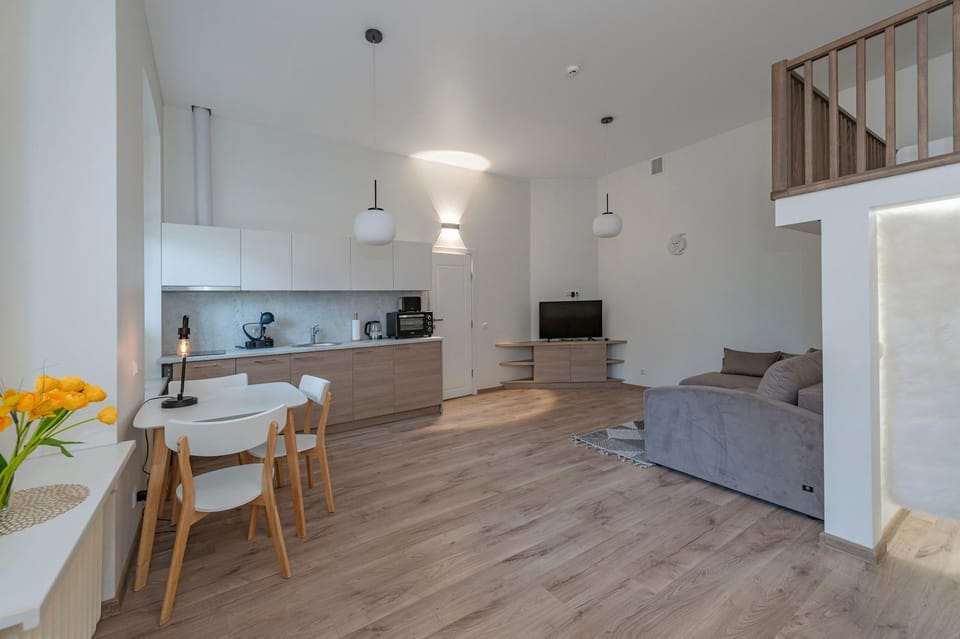 TV and multimedia, Coffee/tea facilities, Living room, Dining area, minibar, pet friendly, kitchen