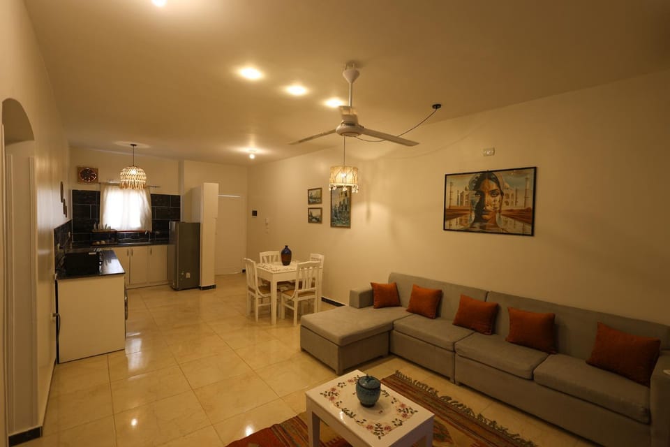 TV and multimedia, Kitchen or kitchenette, Living room, minibar