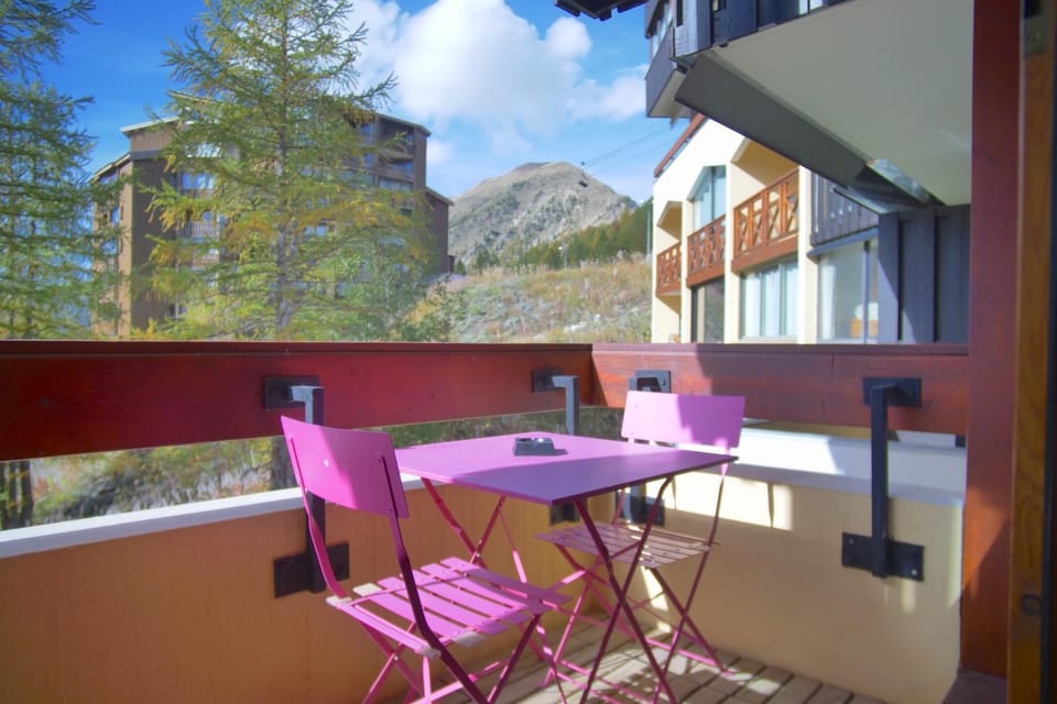 Patio, Natural landscape, Balcony/Terrace, Balcony/Terrace, Mountain view