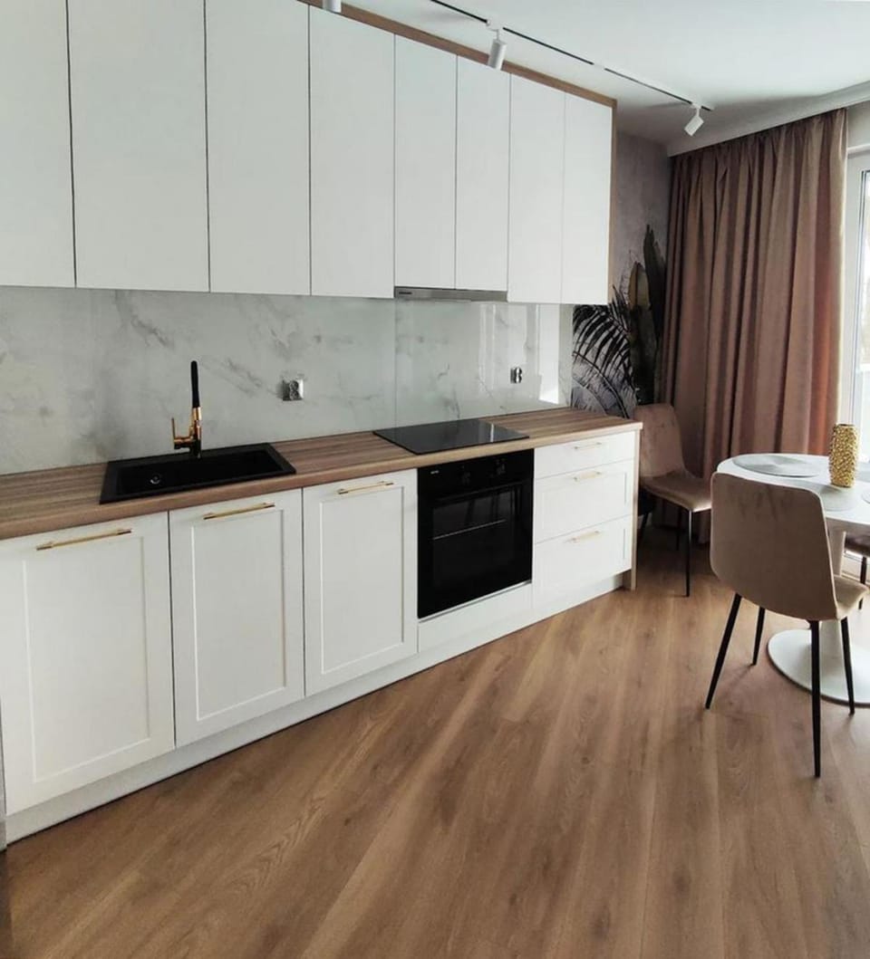 Kitchen or kitchenette, pet friendly