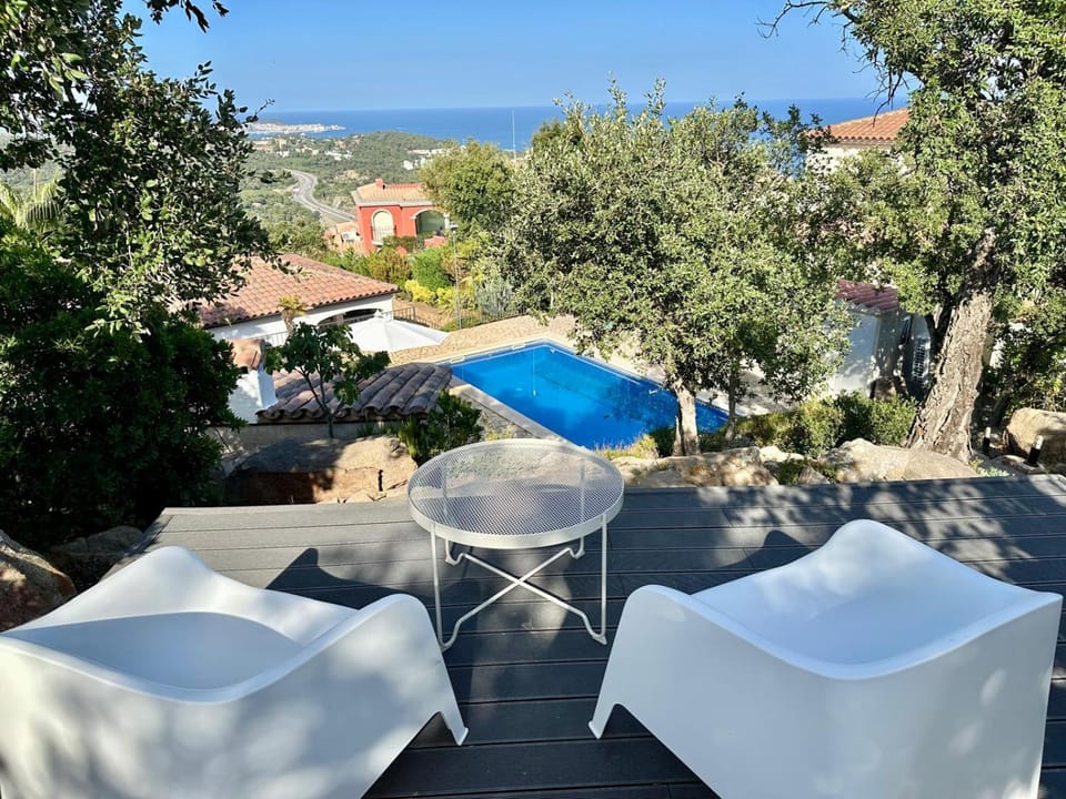 Natural landscape, Pool view, Swimming pool, sunbed