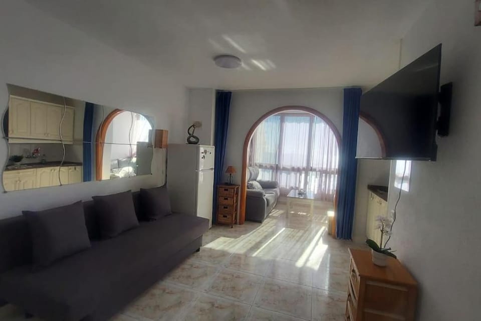 Beach studio Don Paco with WIFI Apartment in Patalavaca