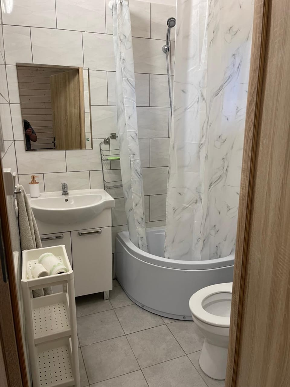 Domki i Pole Namiotowe Pod Sosnami House in Poland