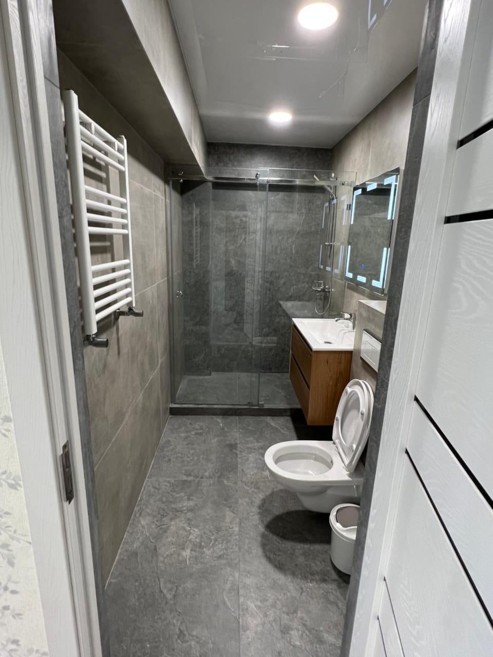 Shower, Toilet, Bathroom
