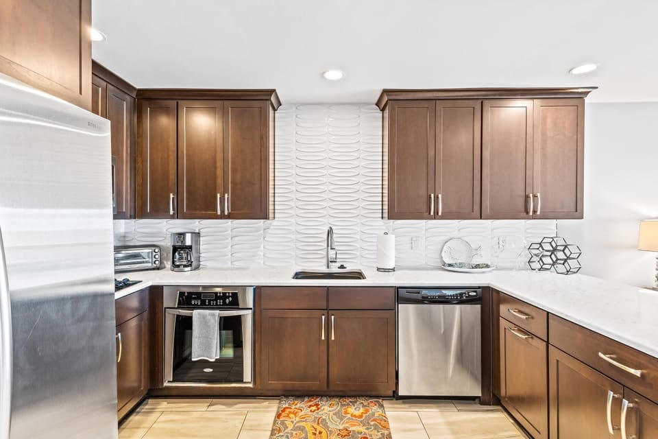 Kitchen or kitchenette, Kitchen or kitchenette, oven