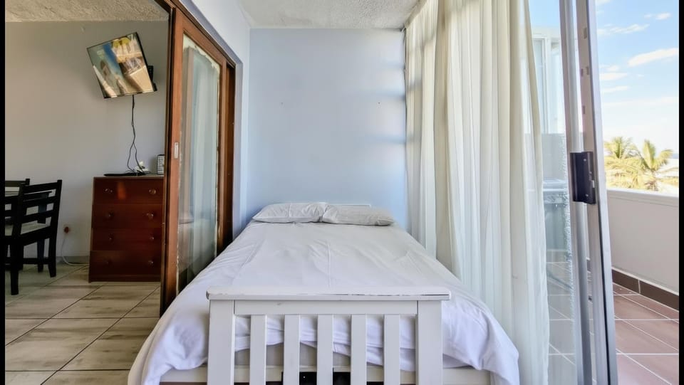 Ithaca 18 Apartment in Margate