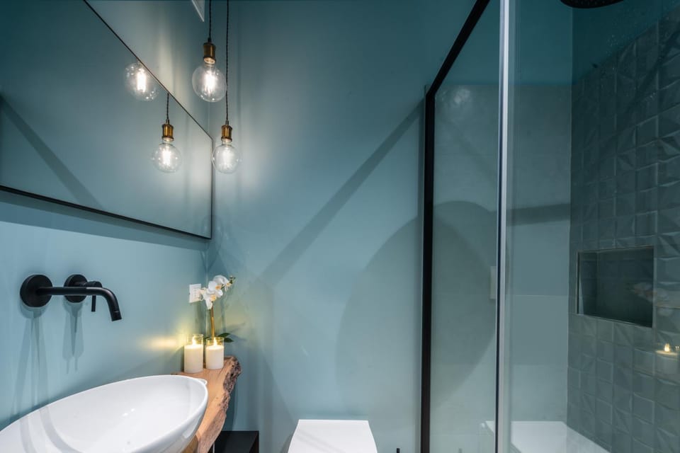 Shower, Bathroom