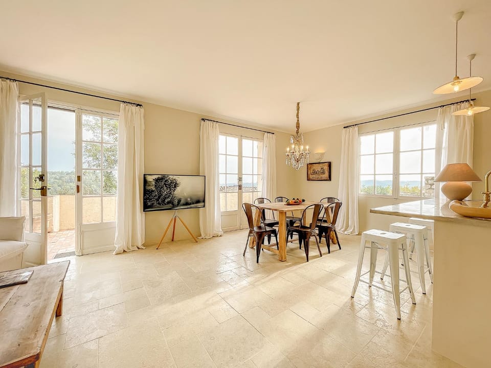 Villa Miradou - pool, sea and valley view, renovated villa Villa in Saint Paul de Vence