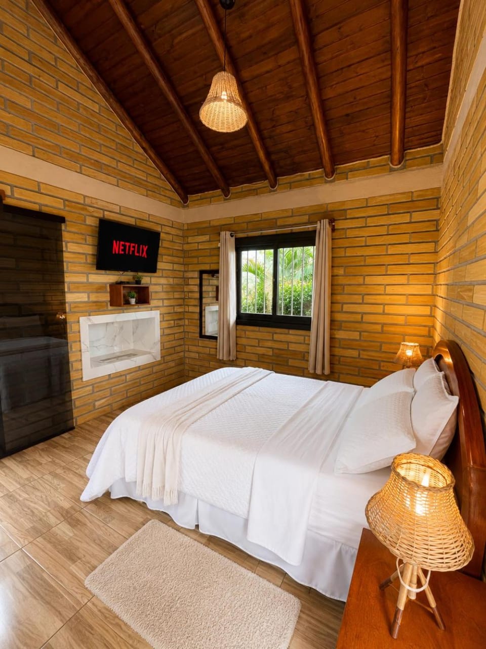Pousada Caeana - Chalés Com Vista Das Montanhas Bed and Breakfast in State of Santa Catarina