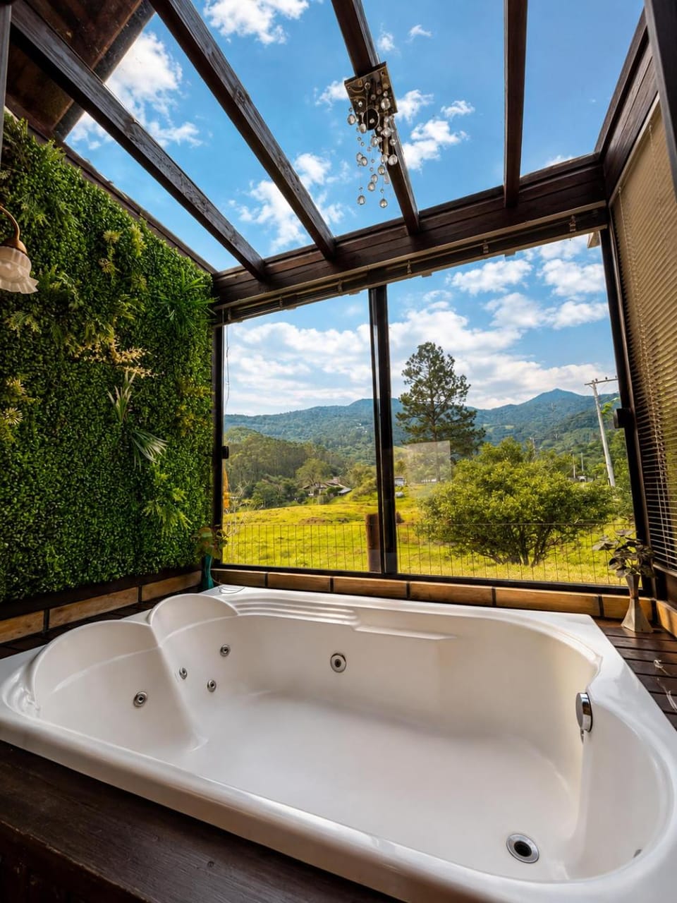 Pousada Caeana - Chalés Com Vista Das Montanhas Bed and Breakfast in State of Santa Catarina