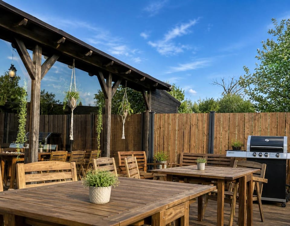 Property building, BBQ facilities, Lounge or bar