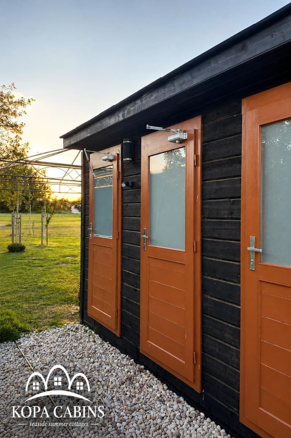 Shower, Toilet, kitchen