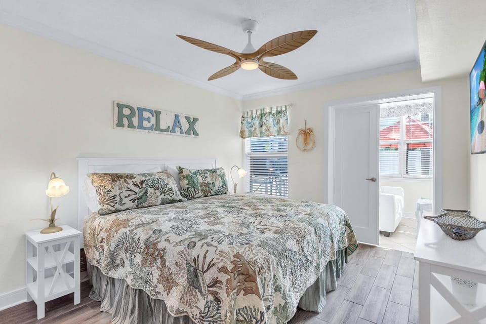 107F Barefoot Beach Resort House in Indian Shores