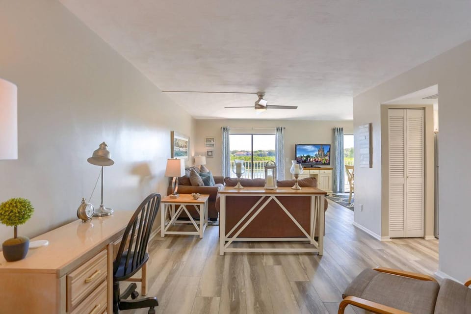 317 Bayshores Yacht Tennis Club House in Indian Shores