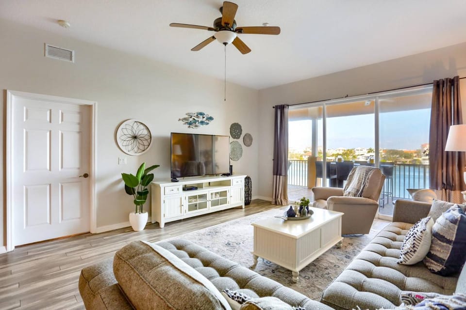 402 Island Key House in Clearwater Beach