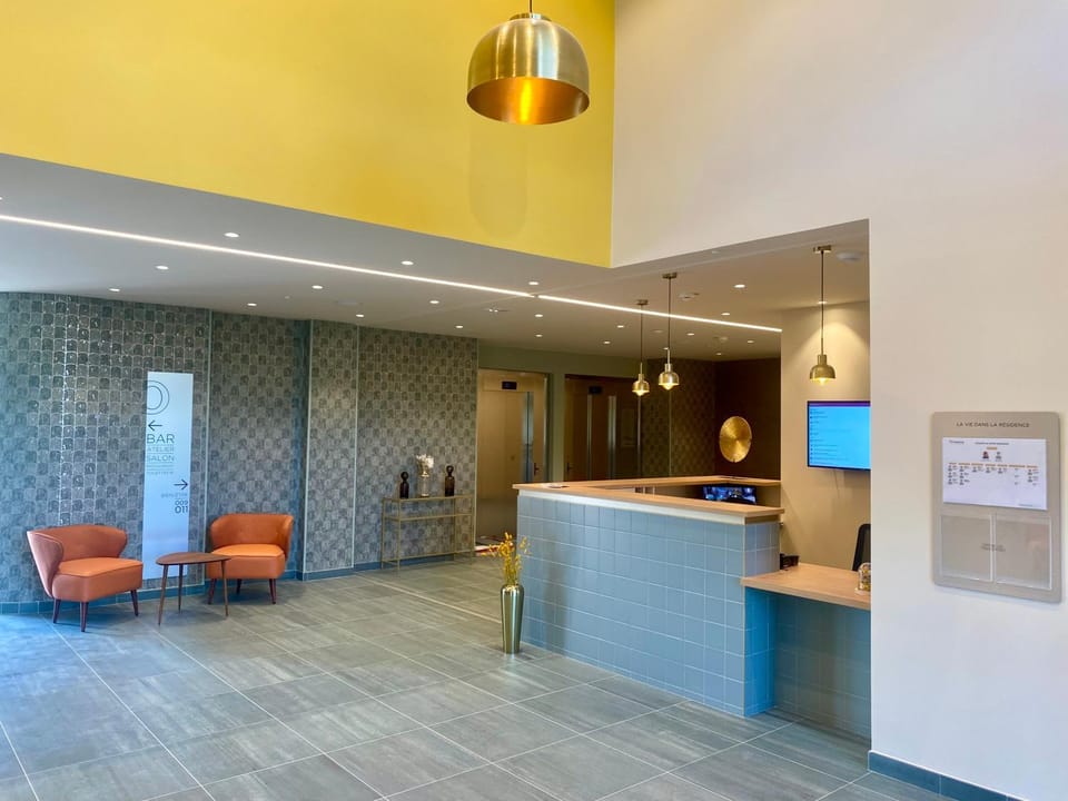 Property building, Lobby or reception