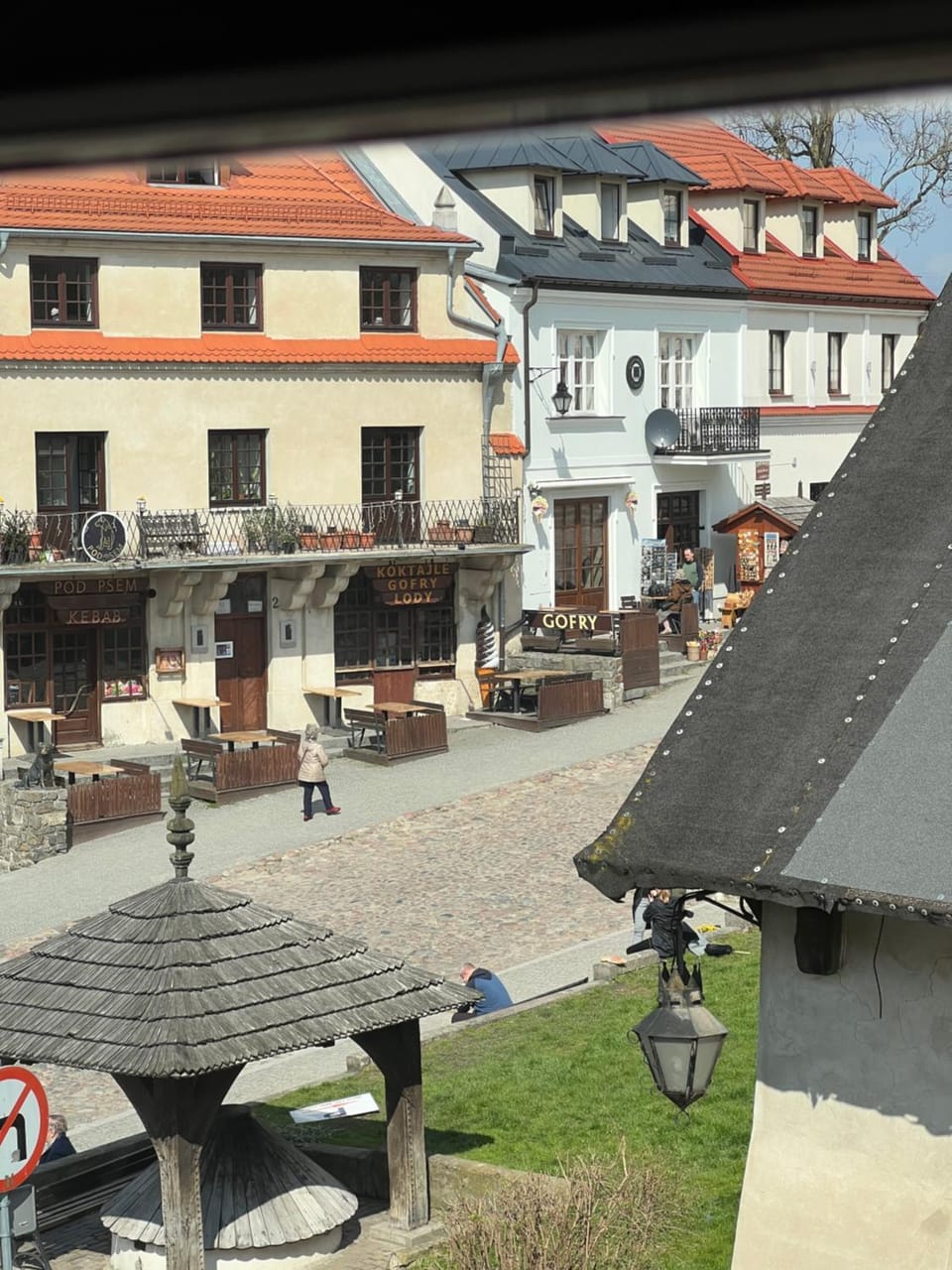 Neighbourhood, Street view, Location