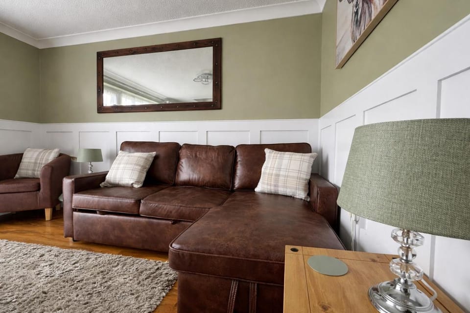 8 Berth Chalet To Hire In Hemsby Near Hemsby Beach Ref 18117B Chalet in Hemsby