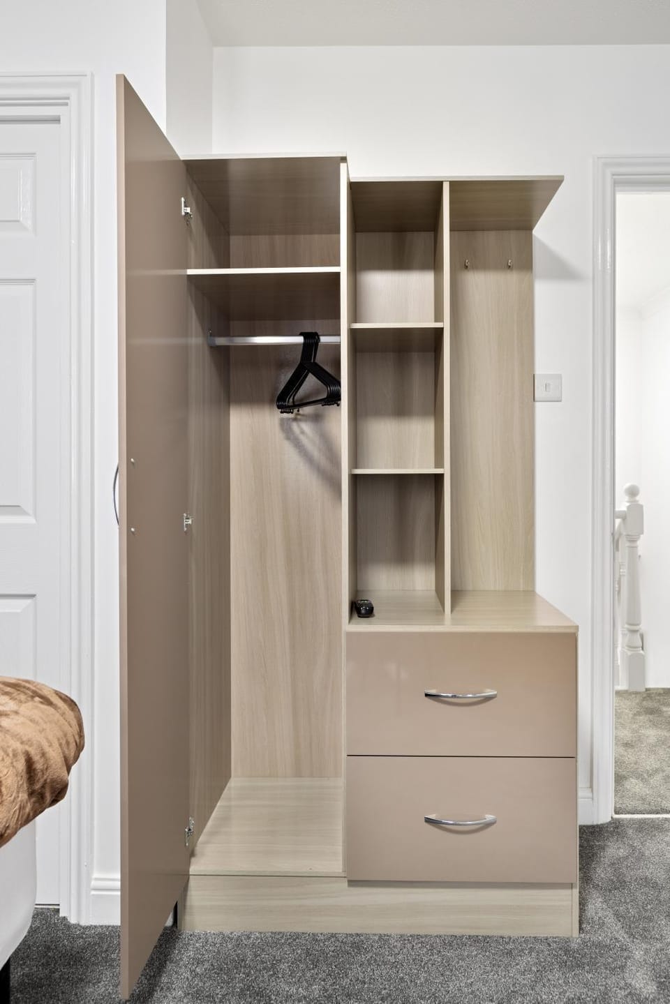 Roomy 3 bedroom house, 2 baths Apartment in Edgware