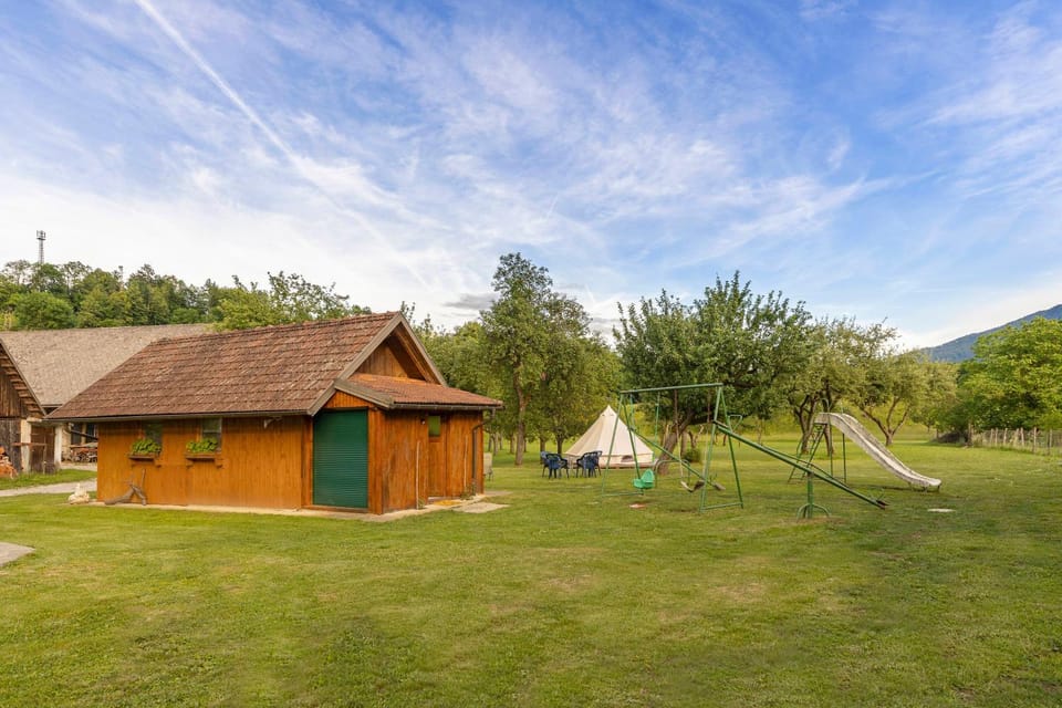 Property building, Spring, Day, Natural landscape, Children play ground, Garden, Garden view