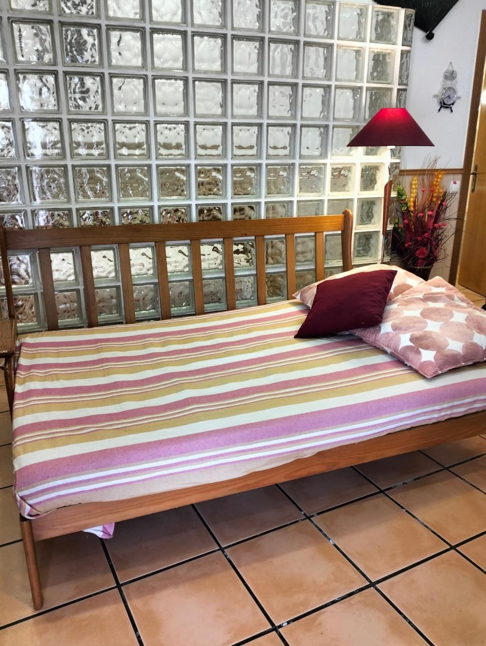Nice Studio, large terrace Apartment in Lagos