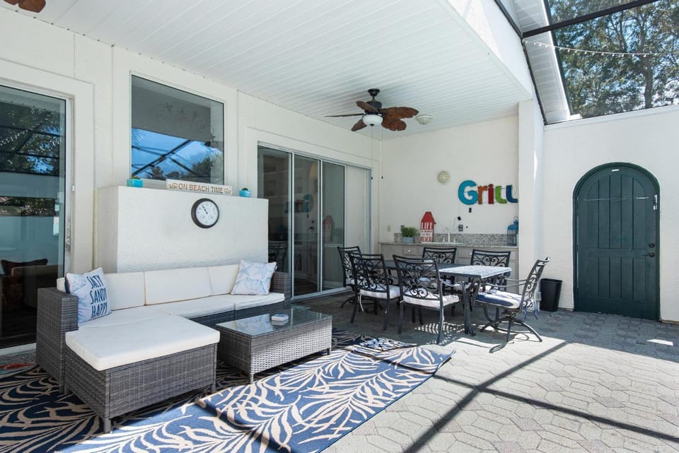 Goldfinch House in Destin