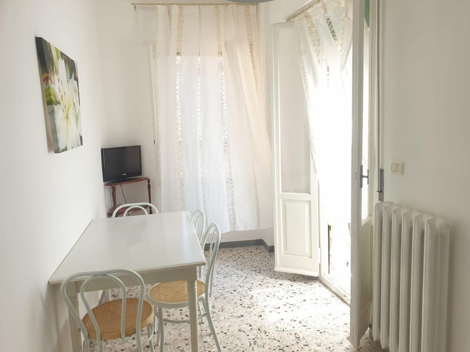SENZATESTA 2 Apartment in Marche