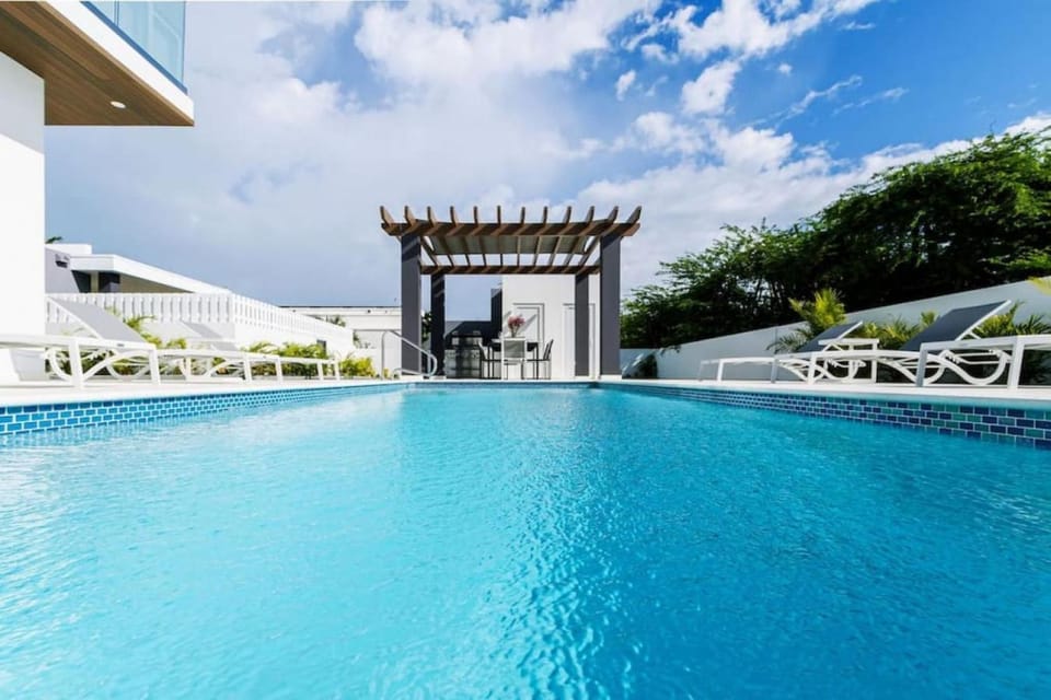 Pool view, Swimming pool