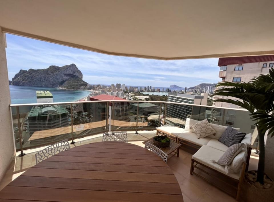 Patio, Nearby landmark, Natural landscape, View (from property/room), Balcony/Terrace, Mountain view, Sea view