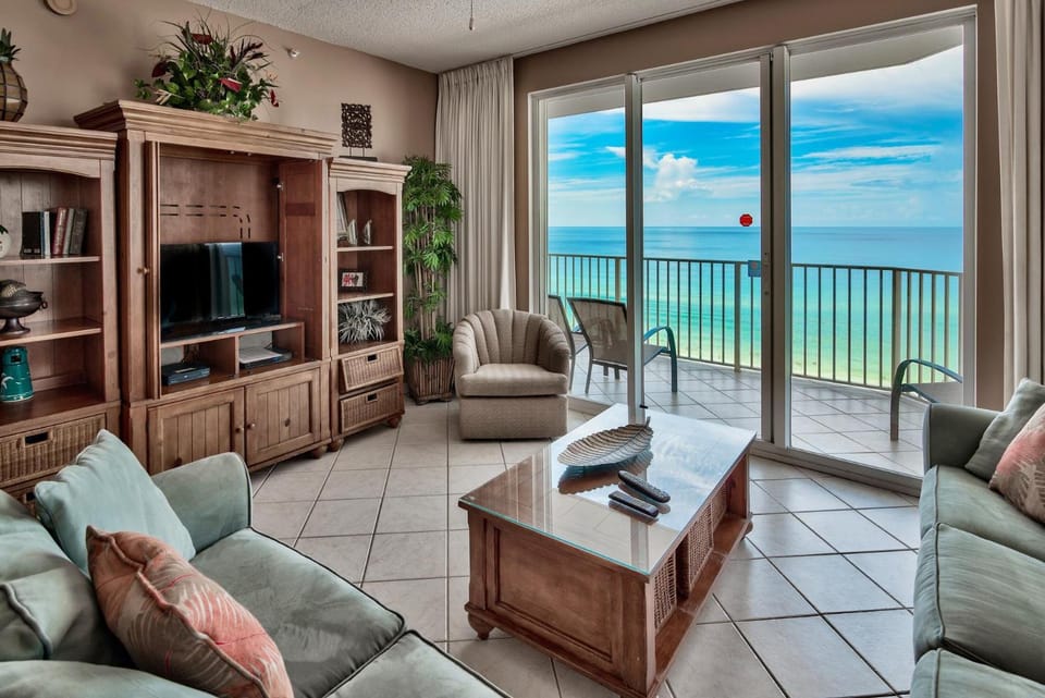 Majestic Sun A914 House in Miramar Beach
