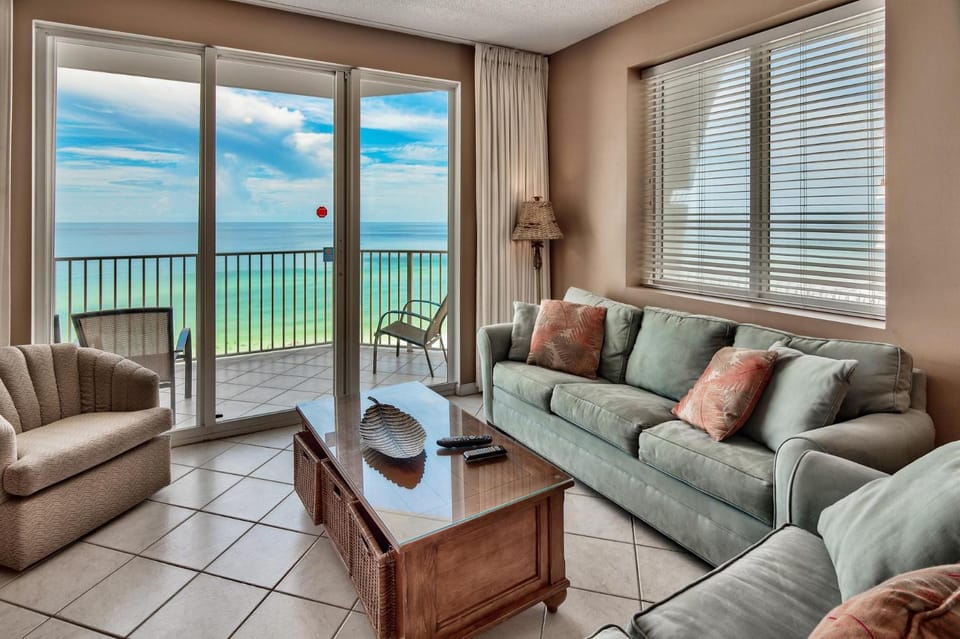 Majestic Sun A914 House in Miramar Beach