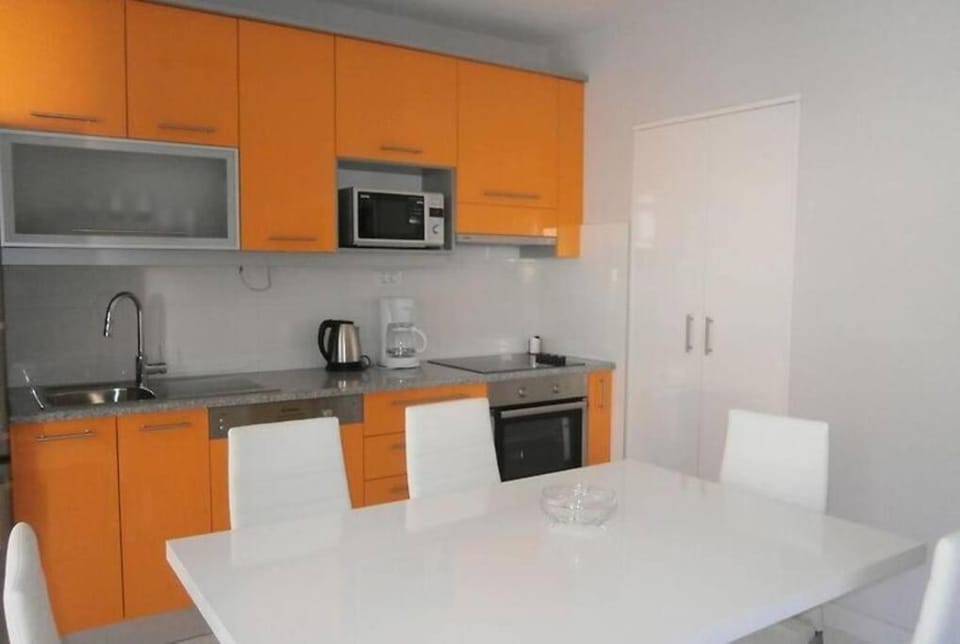Coffee/tea facilities, Dining area, minibar, pet friendly, toaster