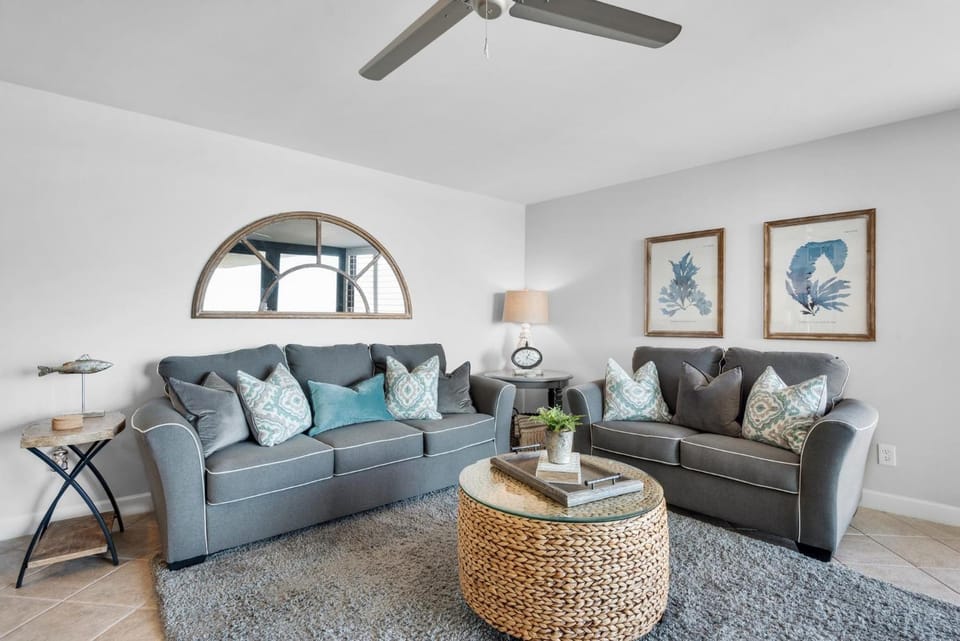 Mainsail 243 House in Miramar Beach