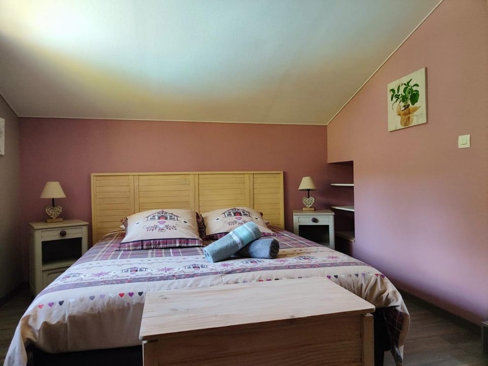 Living room, Bedroom
