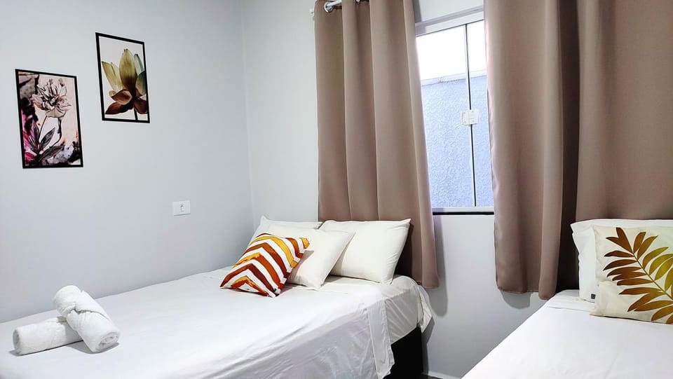 Linda Casa NOVA próxima Cataratas/Aeroporto/wifi/ House in Foz do Iguaçu