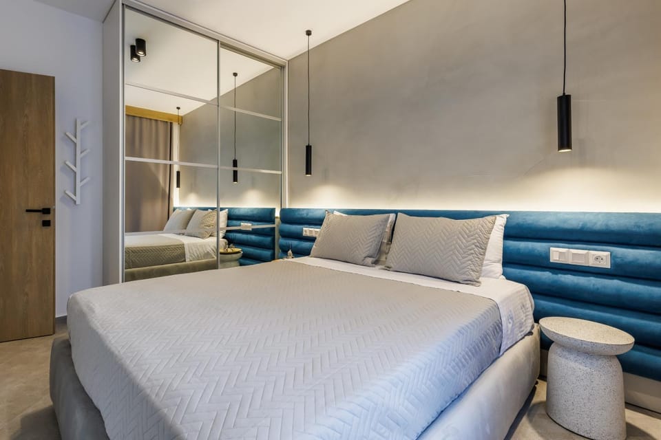 Game Room, Bedroom