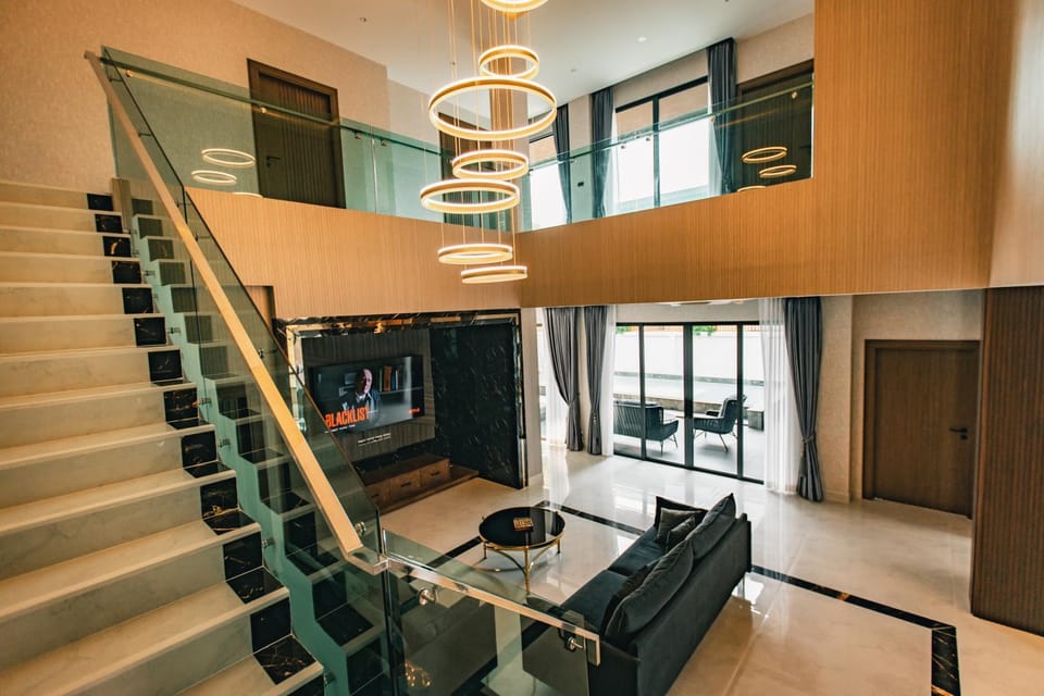 Astro Luxury: Ultra Luxury 4 Beds Pool Villa Villa in Pattaya City