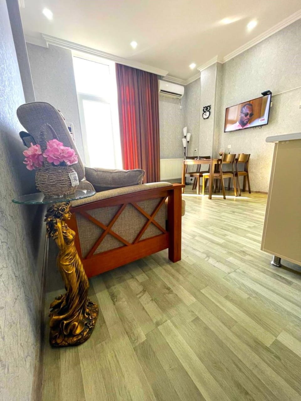 TV and multimedia, Kitchen or kitchenette, Dining area