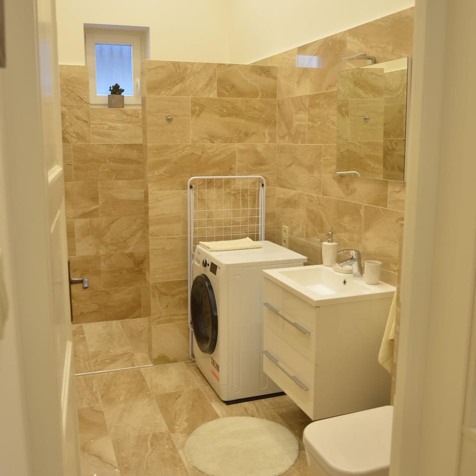 Elegant Apartman Eger Apartment in Slovakia