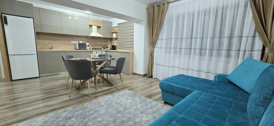 Kitchen or kitchenette, Living room, Dining area, oven, stove