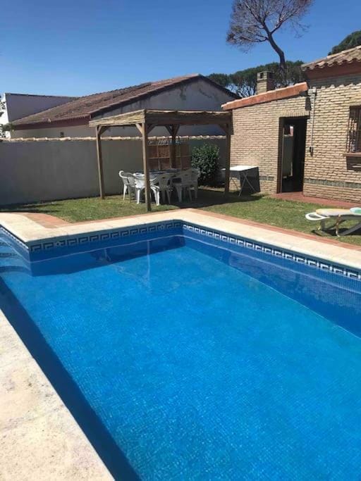 VILLA ANDEMAR House in Chiclana de la Frontera
