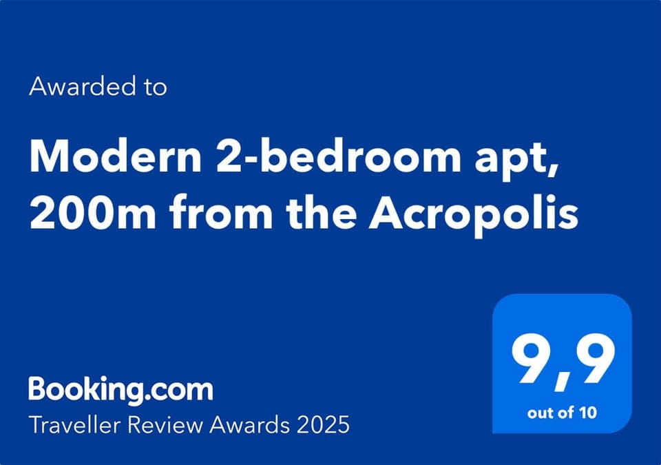 Modern 2-bedroom apt, 200m from the Acropolis Apartment in Athens