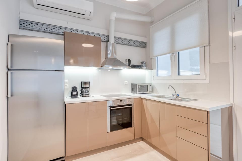 Kitchen or kitchenette, minibar, pet friendly, stove, air conditioner