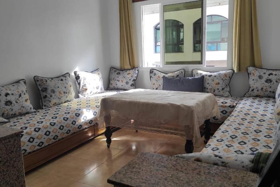 Superbe appartement chaleureux à 350m de la plage Apartment in Tangier-Tétouan-Al Hoceima