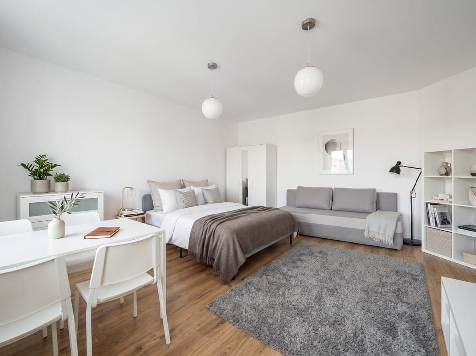 Bed, Kitchen or kitchenette, Living room, Photo of the whole room, Seating area, Dining area, Bedroom, minibar, oven, pet friendly