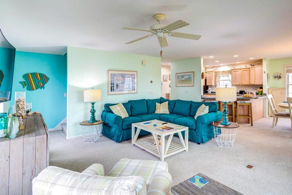 Bowers Beach Vacation Rental: 2 Blocks Away! House in Delaware