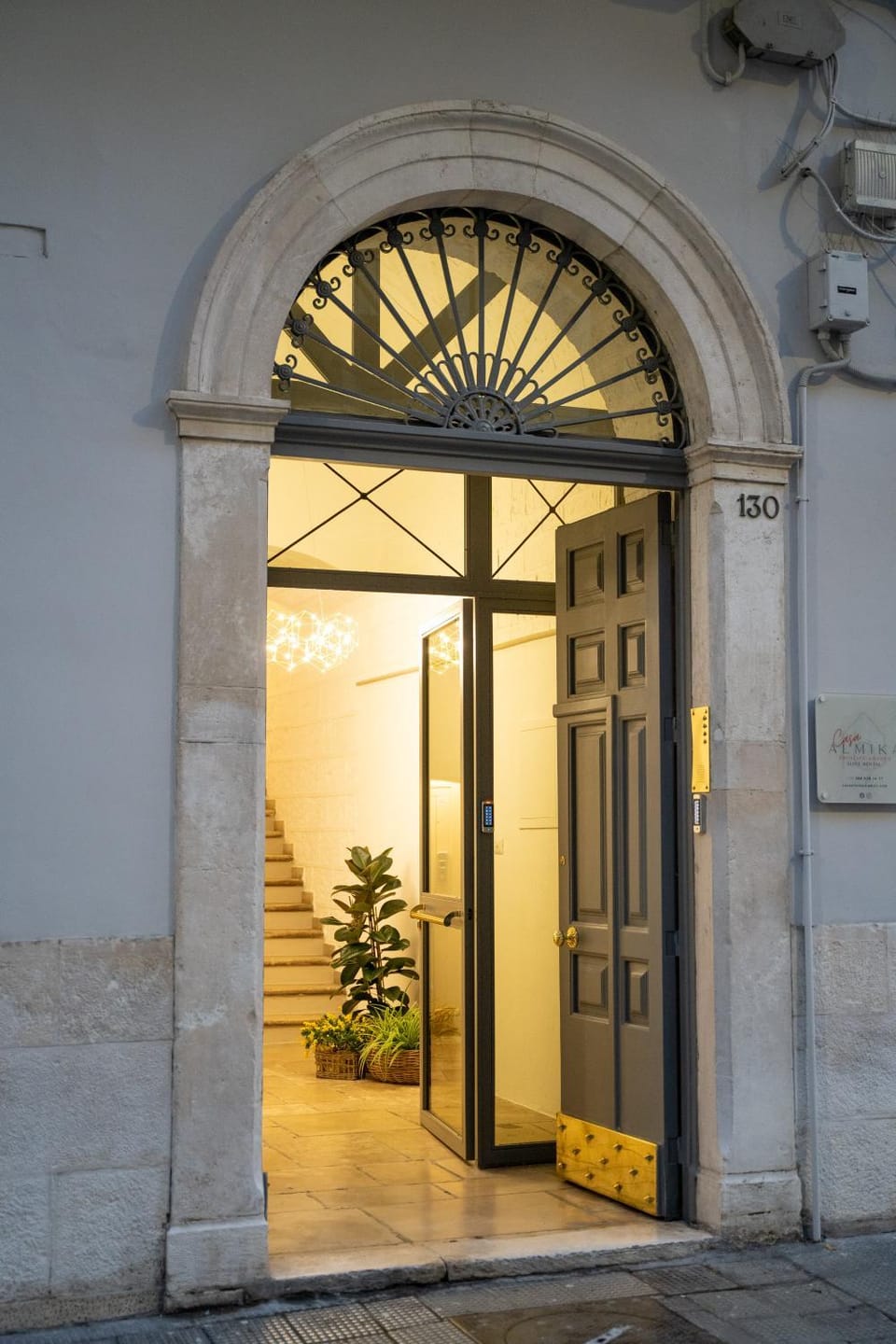 CASA ALMIKA PRINCIPE AMEDEO Bed and Breakfast in Bari