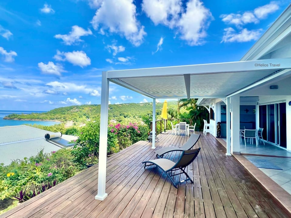 Patio, Day, Natural landscape, View (from property/room), Balcony/Terrace, Sea view, sunbed