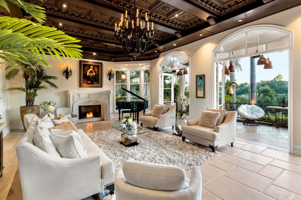 Luxury Bel Air Villa Heated Pool Panoramic Views 6 Bedrooms Villa in Westwood